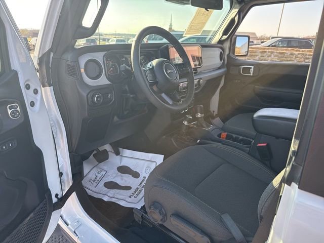 Used 2024 Jeep Wrangler Sport S AWD/4WD image 28