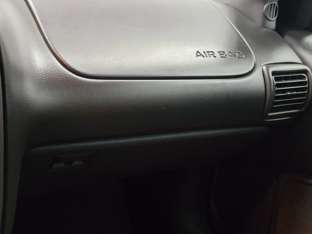 Used 2002 Chevrolet Camaro Z28 w/ SS Performance/Appearance Pkg image 93