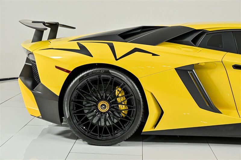 Used 2017 Lamborghini Aventador LP 750-4 Superveloce AWD/4WD image 52