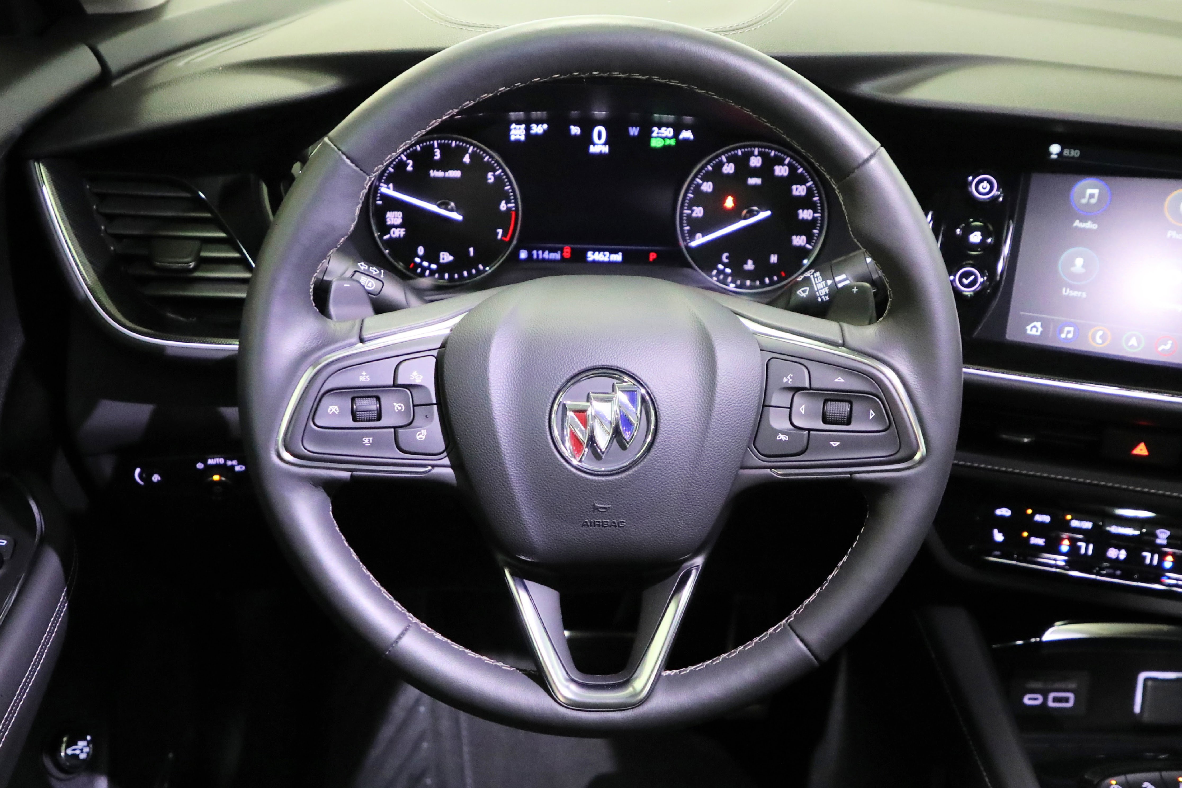 Used 2023 Buick Envision Essence w/ Technology Package I image 3