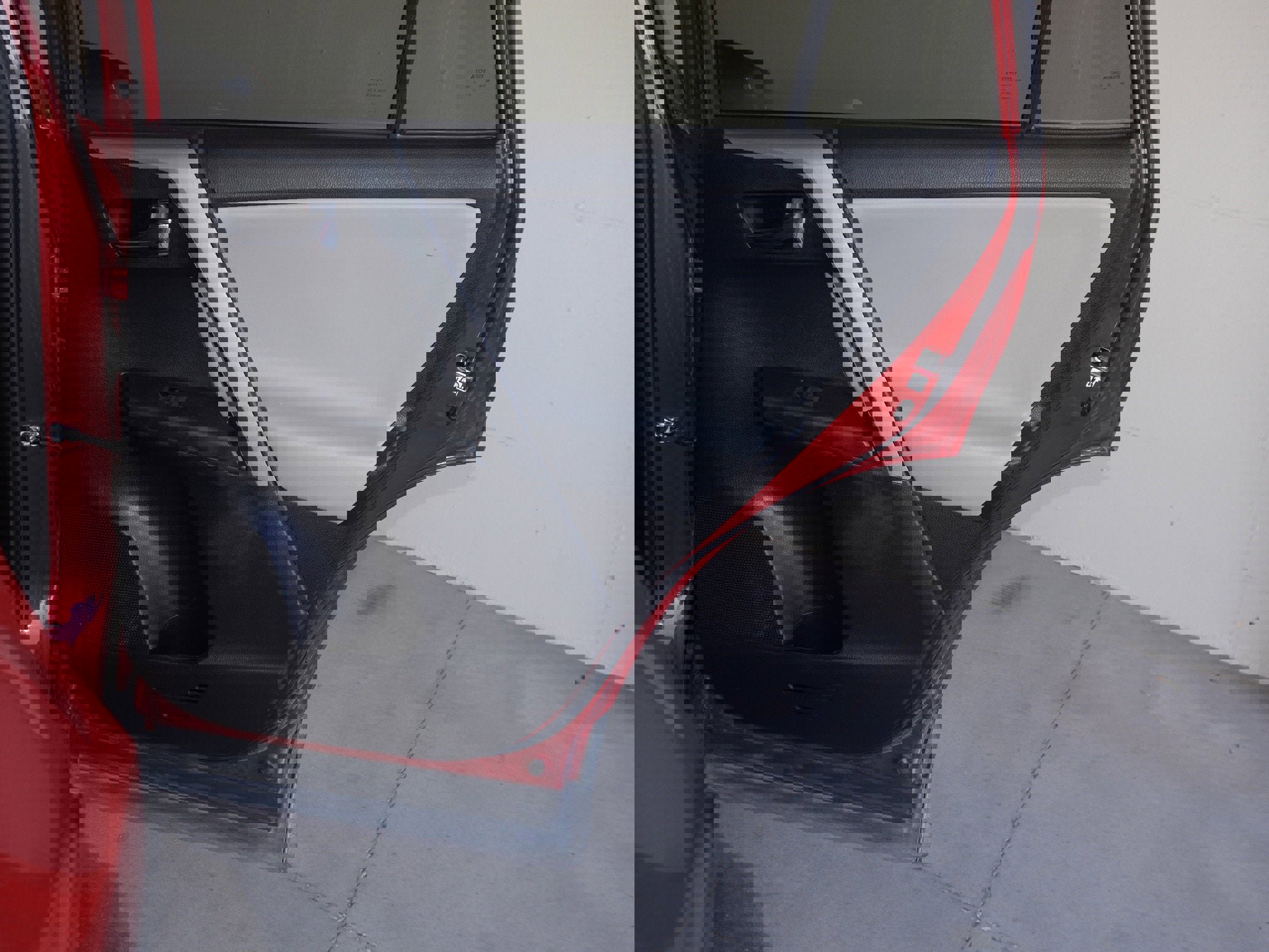 Used 2016 Toyota RAV4 XLE image 45