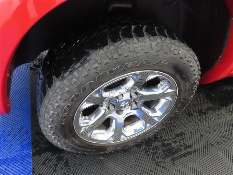 Used 2015 RAM 1500 Laramie w/ Convenience Group image 8