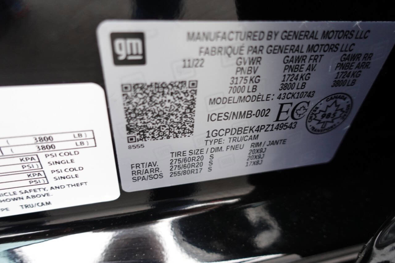 Used 2023 Chevrolet Silverado 1500 Custom image 18