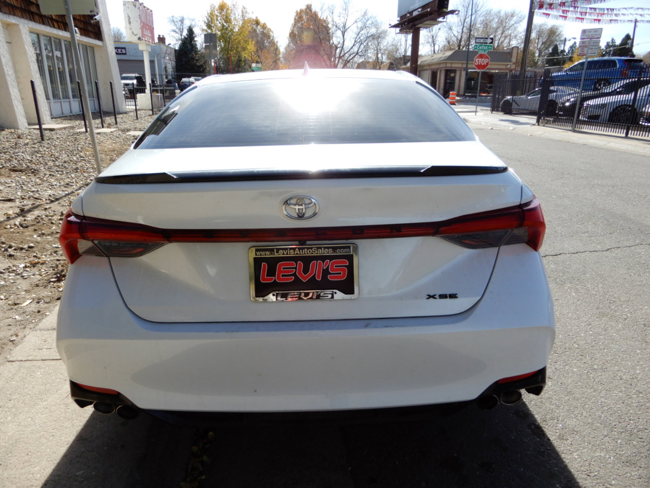 Used 2019 Toyota Avalon XSE w/ Carpet Mat Package image 6