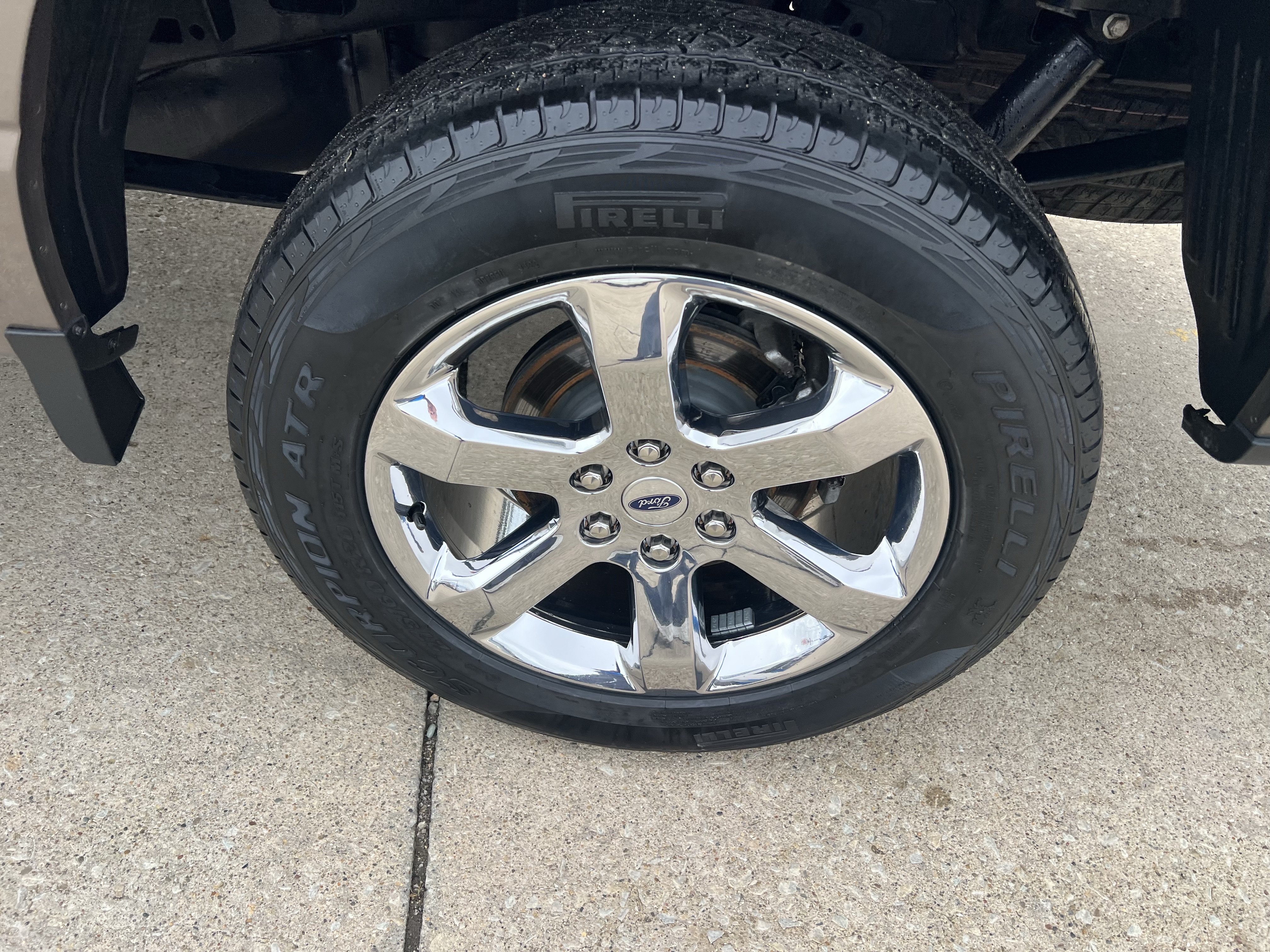 Used 2023 Ford F150 Lariat AWD/4WD image 12