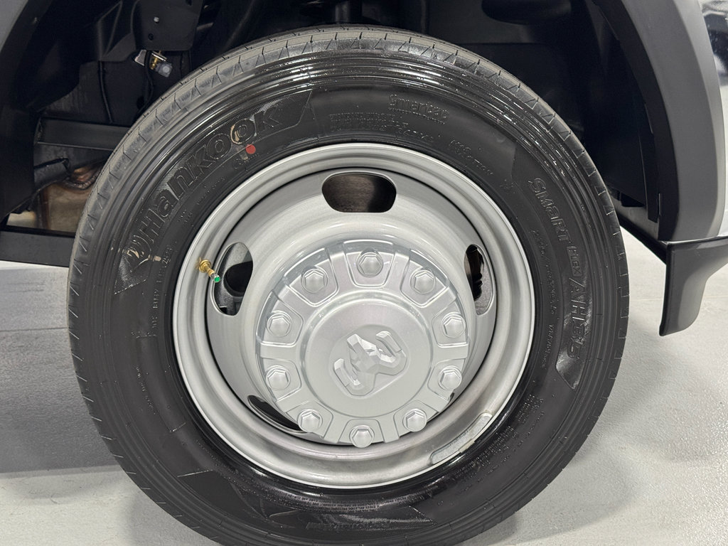 New 2025 RAM 4500 Tradesman AWD/4WD image 17
