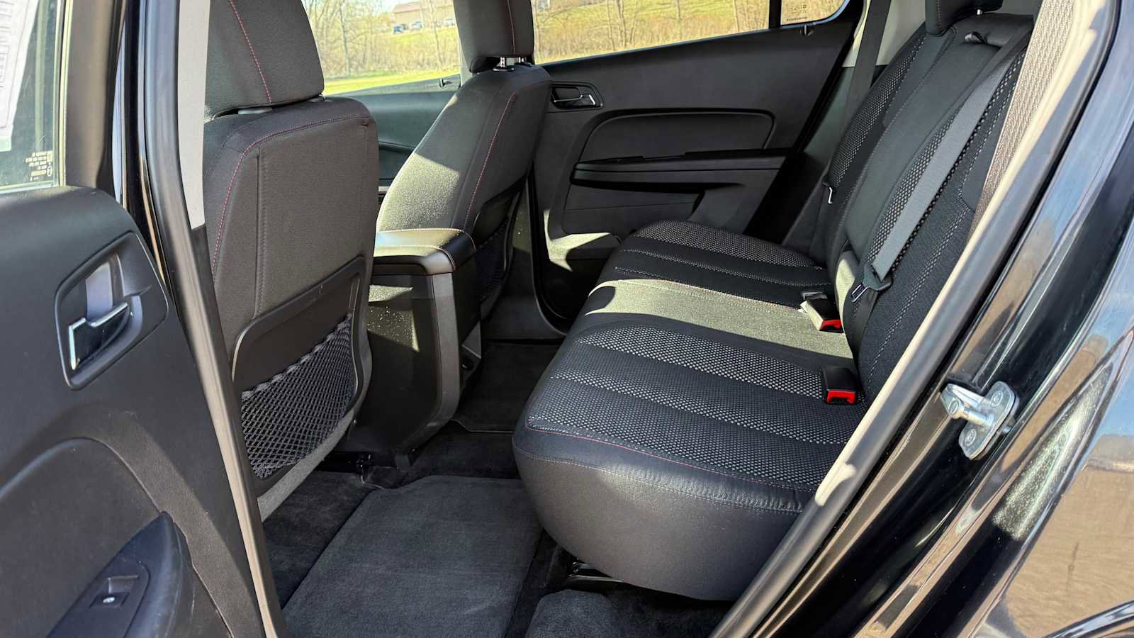 Used 2015 Chevrolet Equinox LT w/ Driver Convenience Package AWD/4WD image 8