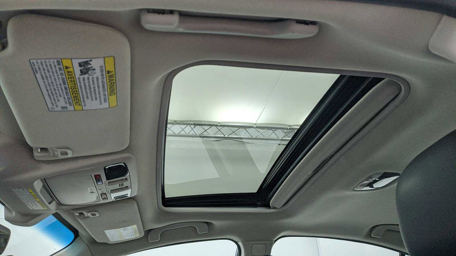 Used 2017 Subaru Legacy 3.6R Limited image 15