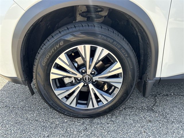 Certified 2023 Nissan Rogue SV w/ SV Premium Package image 10