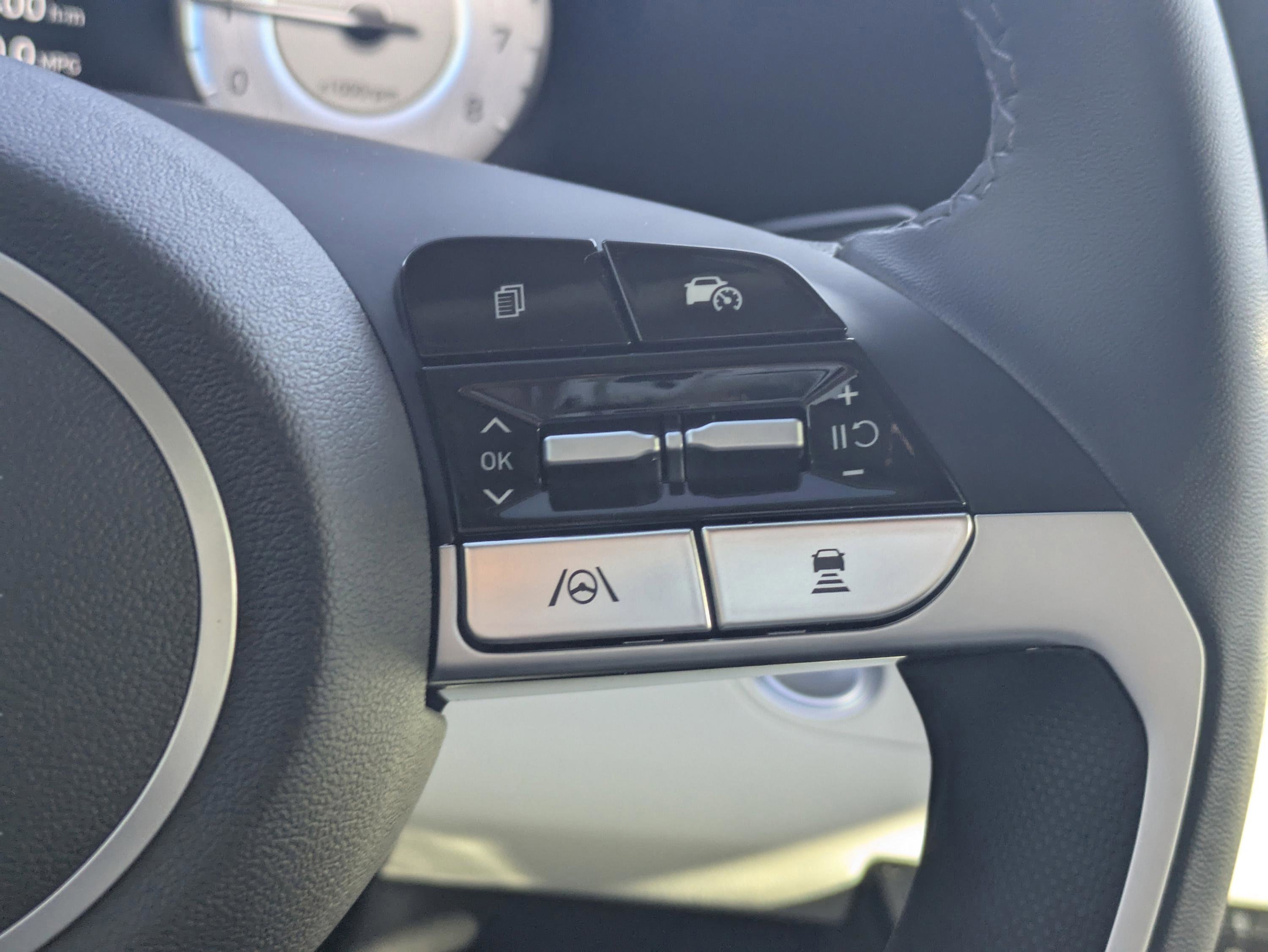 New 2026 Hyundai Elantra Limited image 31