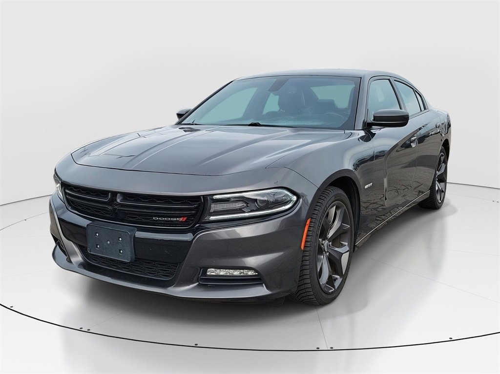 Used 2018 Dodge Charger R/T w/ Plus Group image 2