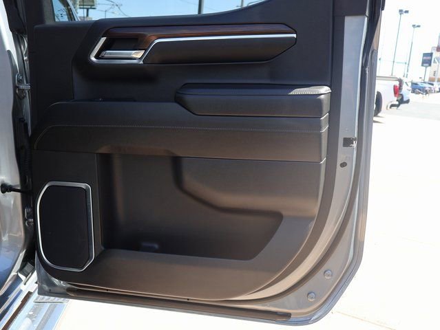 Certified 2024 GMC Sierra 1500 SLT w/ SLT Premium Plus Package AWD/4WD image 16