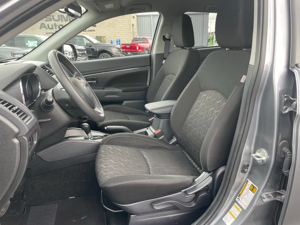 Used 2024 Mitsubishi Outlander Sport ES AWD/4WD image 7