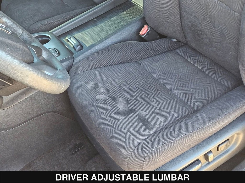 Used 2022 Honda Pilot Sport image 16