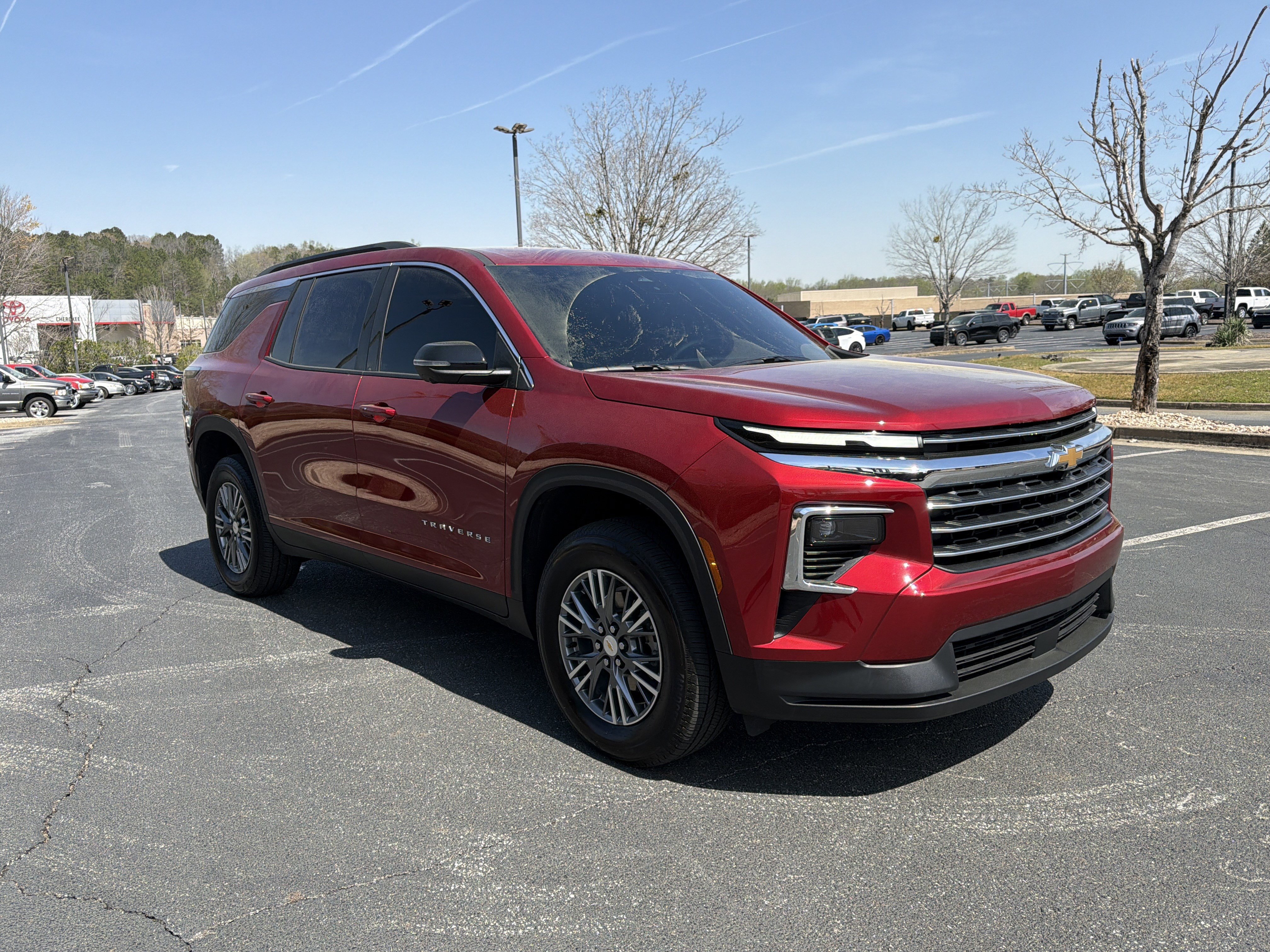 Used 2026 Chevrolet Traverse LT w/ Driver Confidence Package image 3
