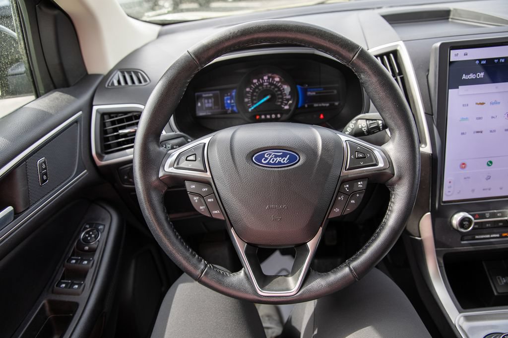 Used 2023 Ford Edge SEL AWD/4WD image 30