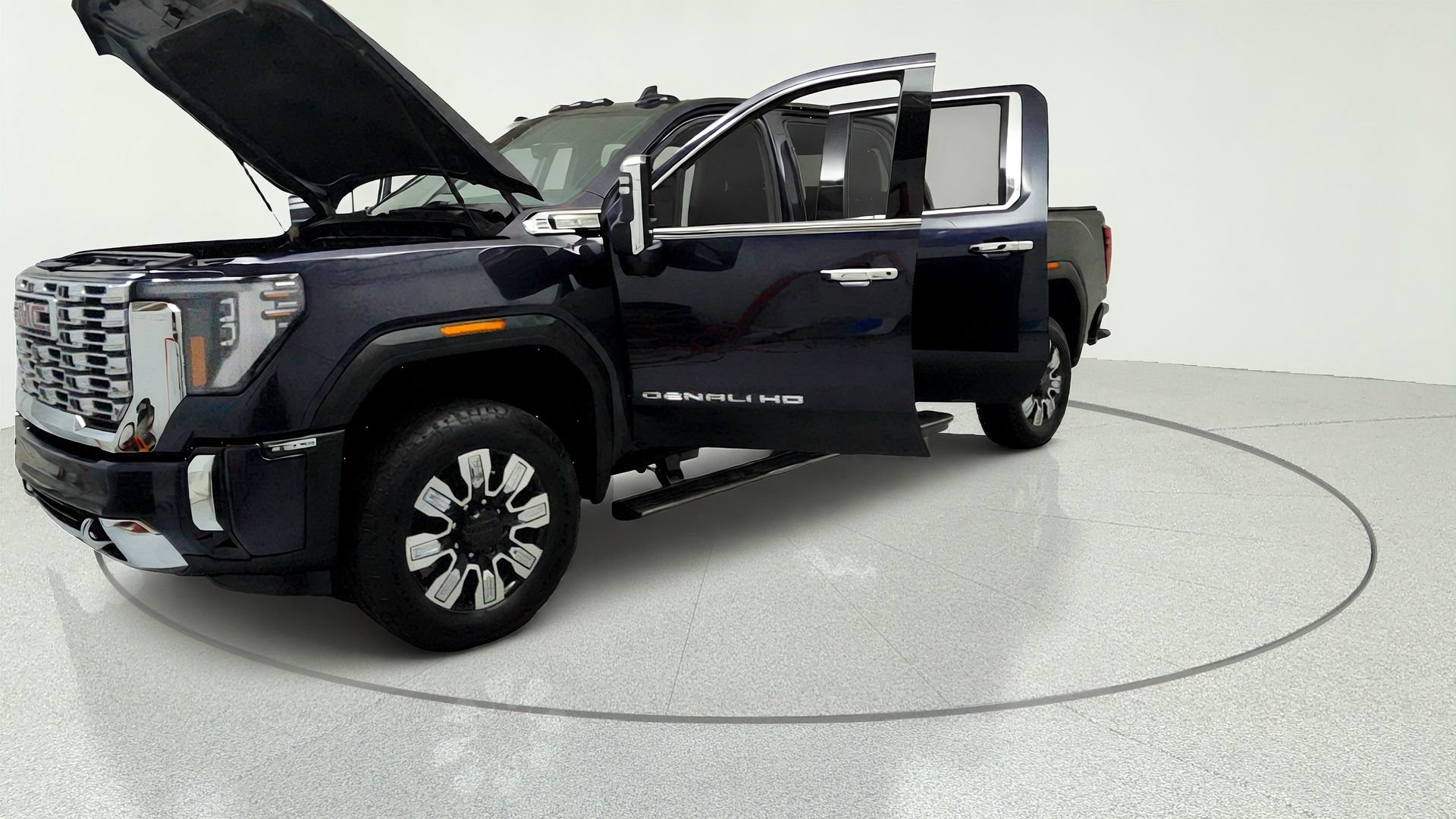 Used 2024 GMC Sierra 3500 Denali w/ Denali Reserve Package AWD/4WD image 9