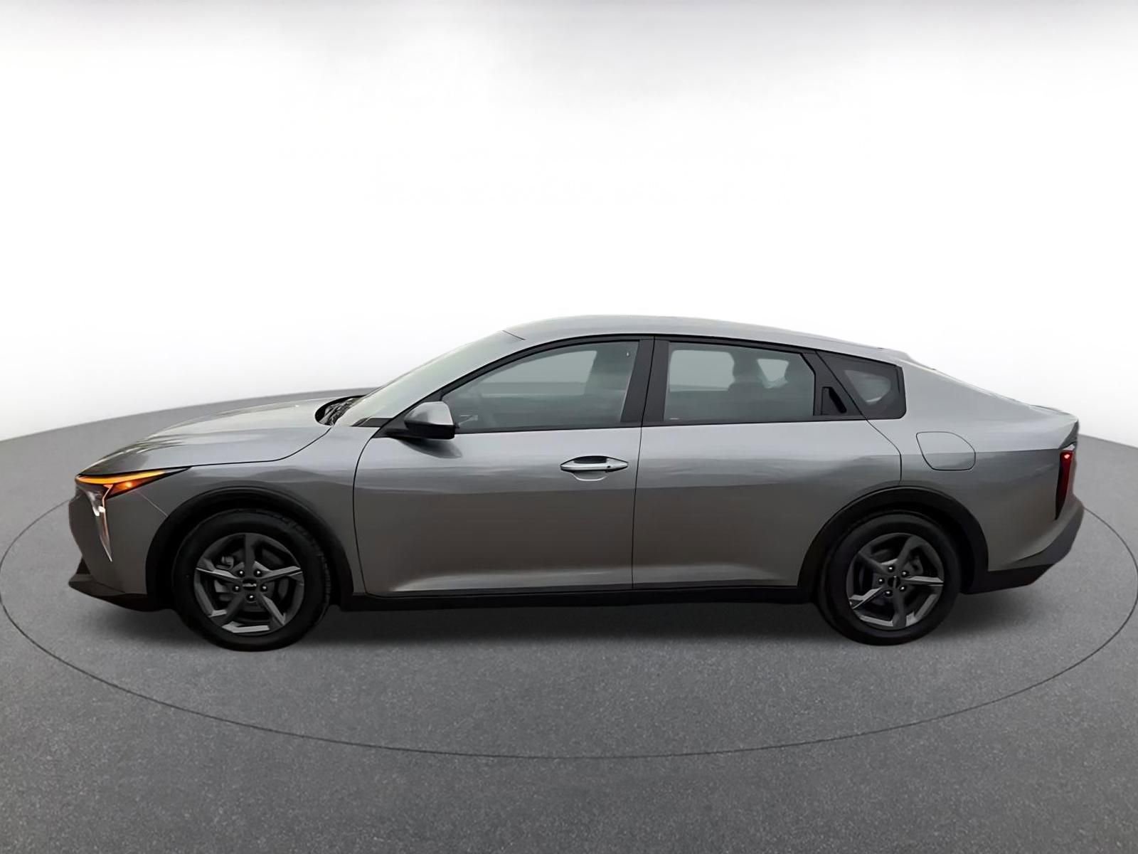 Used 2025 Kia K4 FWD image 8