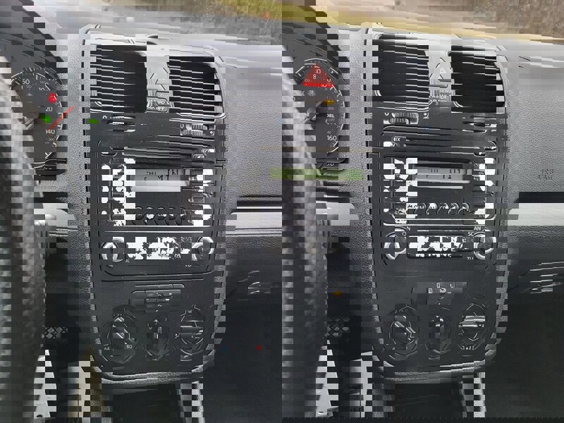 Used 2006 Volkswagen Jetta Value Edition image 17