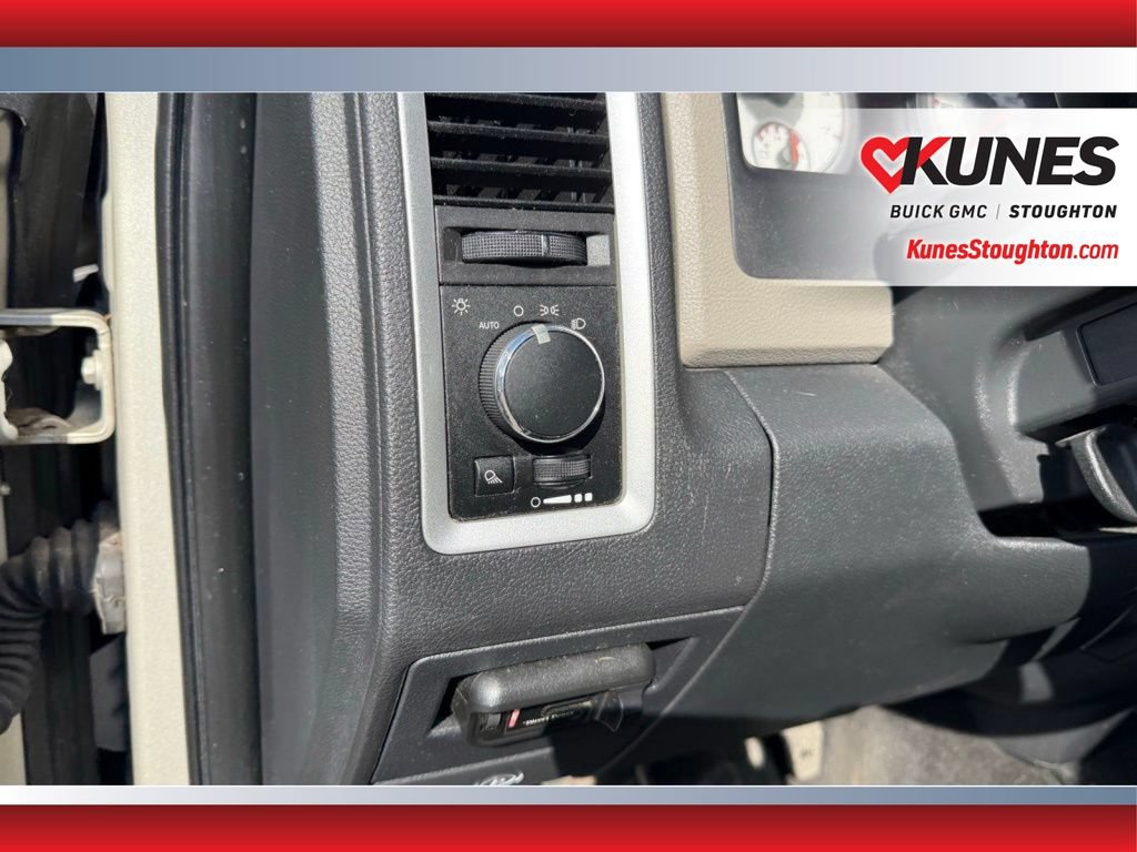 Used 2010 Dodge Ram 1500 Truck SLT AWD/4WD image 21