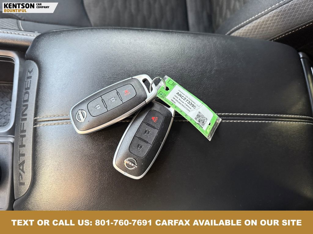 Used 2024 Nissan Pathfinder S image 31