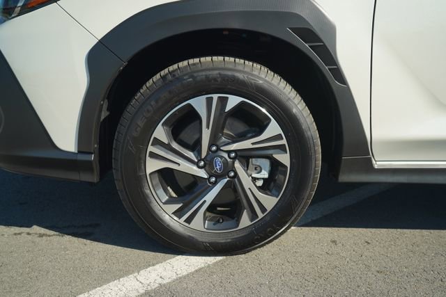 Used 2024 Subaru Crosstrek 2.0i Premium w/ Crosstrek Mirror Package image 11