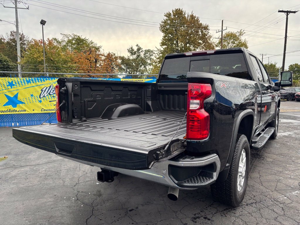 Used 2020 Chevrolet Silverado 2500 LT w/ True North Edition AWD/4WD image 6