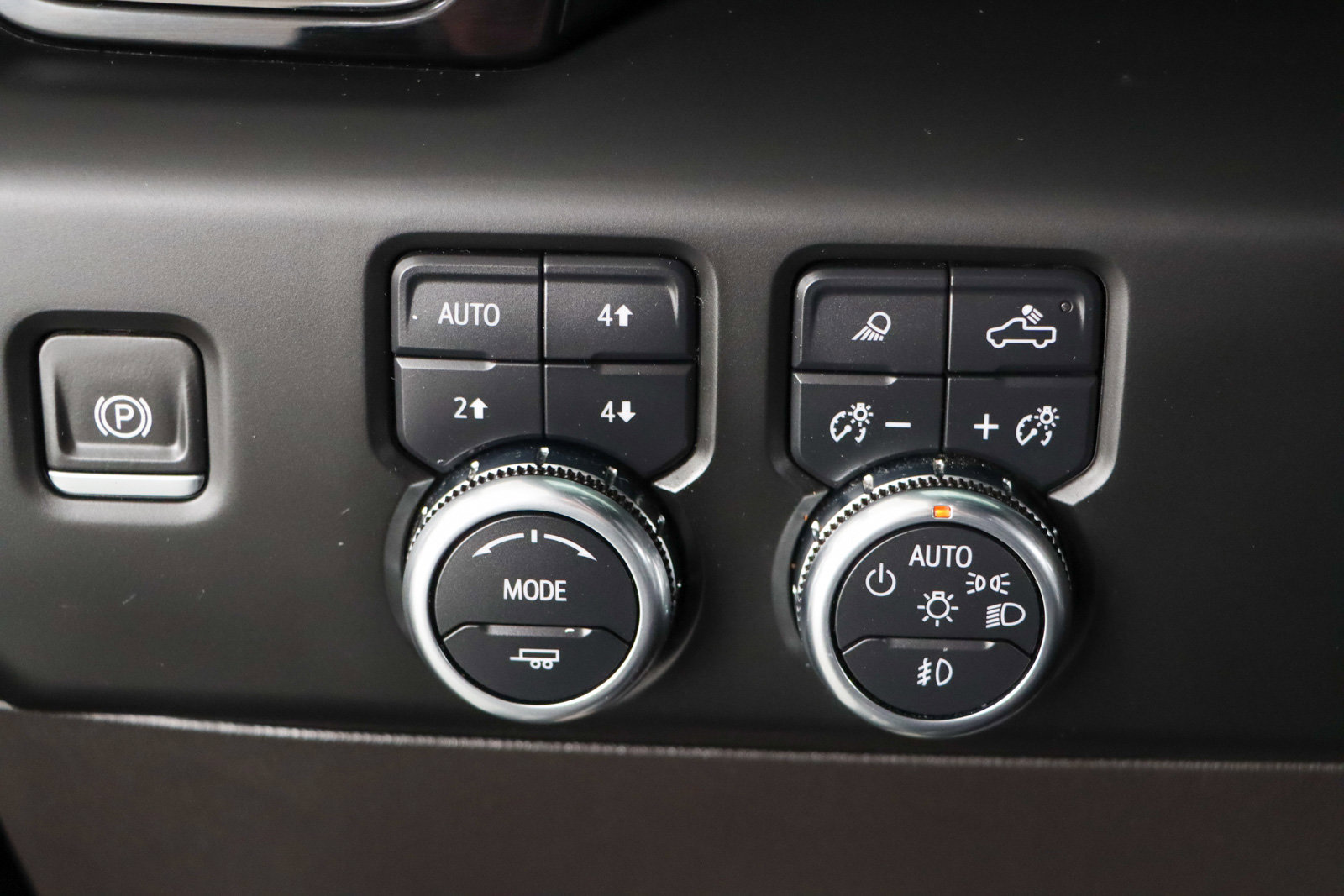 Used 2024 GMC Sierra 1500 AT4 w/ AT4 Preferred Package image 23