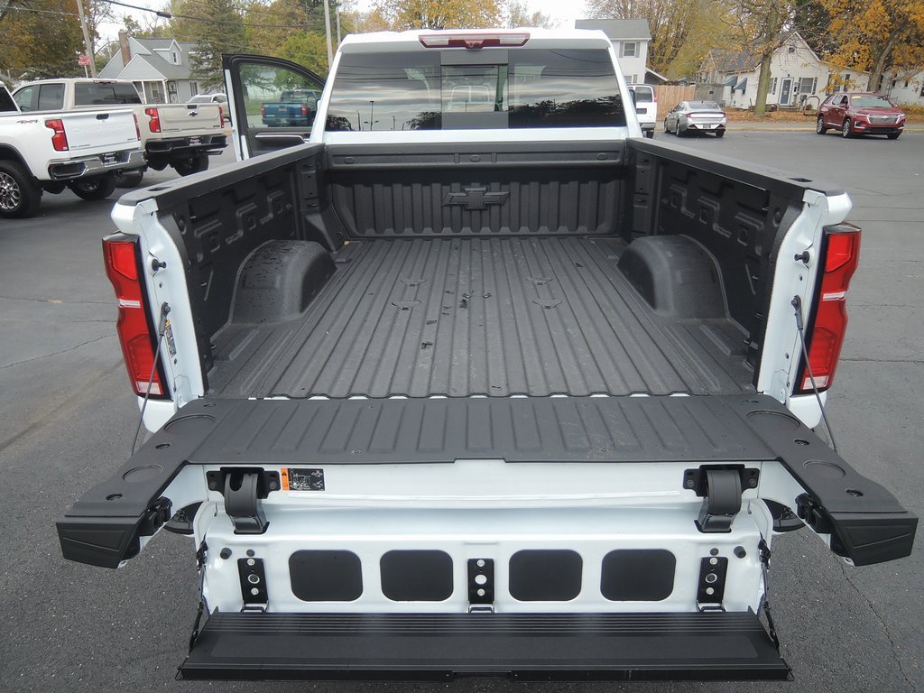 New 2026 Chevrolet Silverado 3500 High Country w/ Technology Package image 38