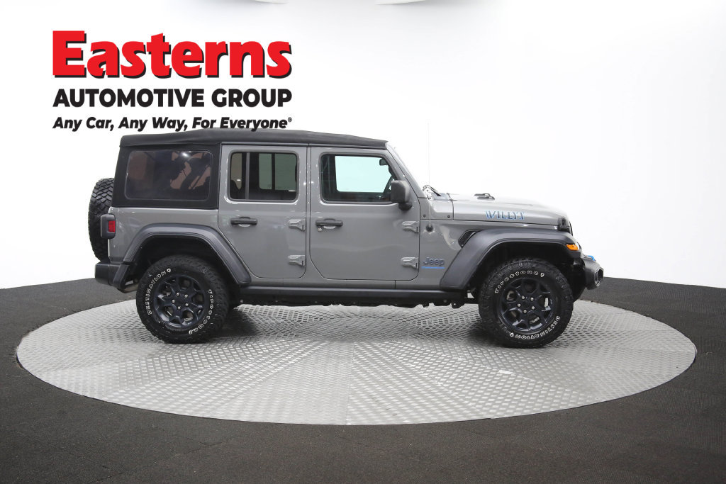 Used 2023 Jeep Wrangler Unlimited w/ Cold Weather Group AWD/4WD image 49