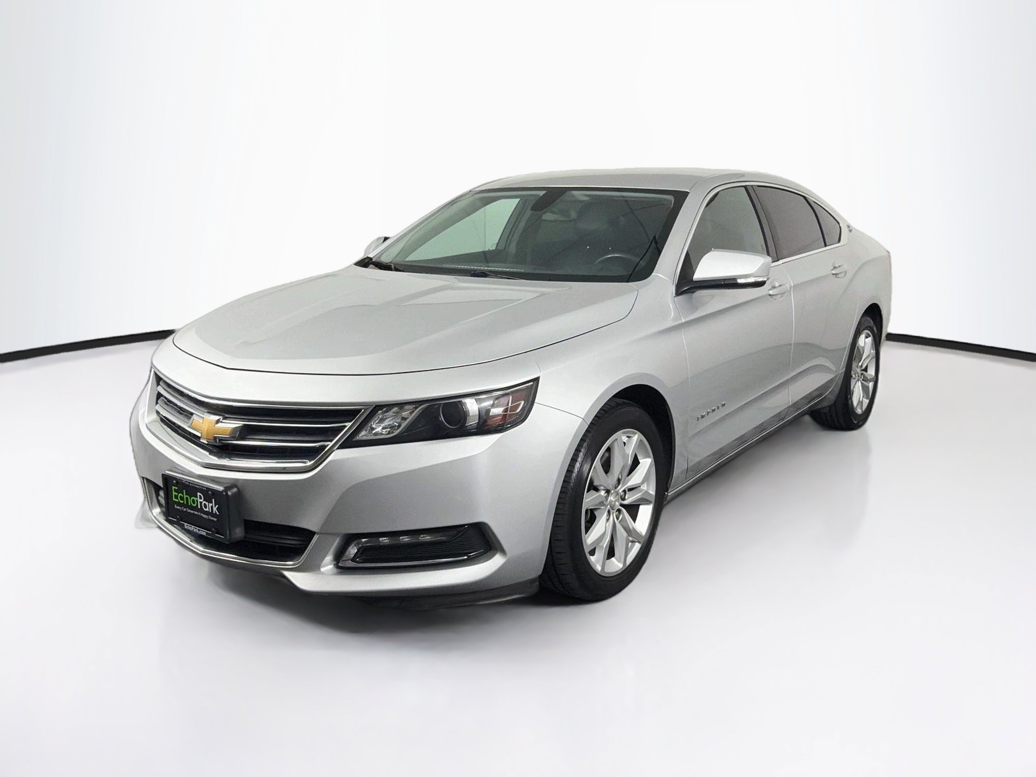 Used 2019 Chevrolet Impala LT FWD image 3