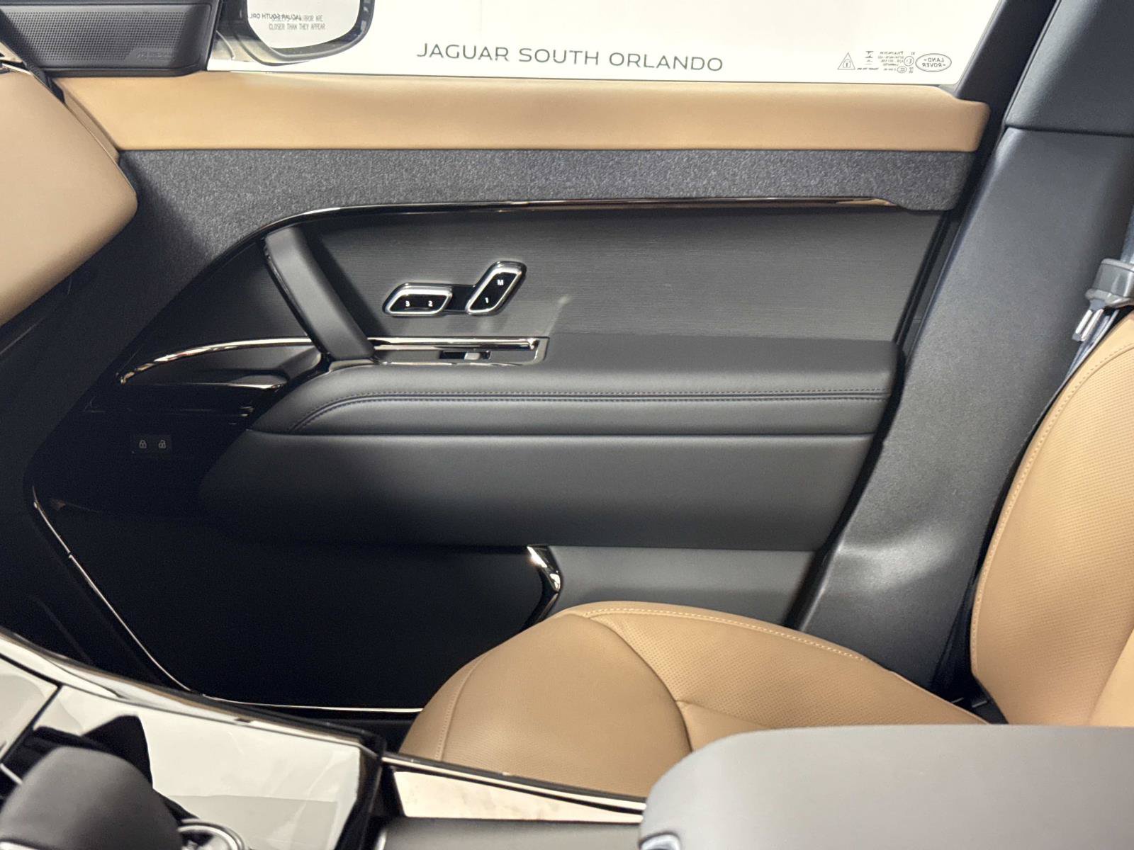 New 2026 Land Rover Range Rover Sport Dynamic SE AWD/4WD image 25