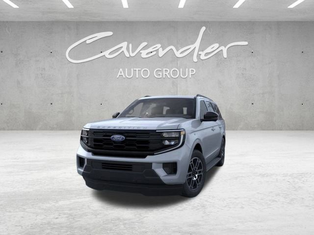New 2025 Ford Expedition Active image 2