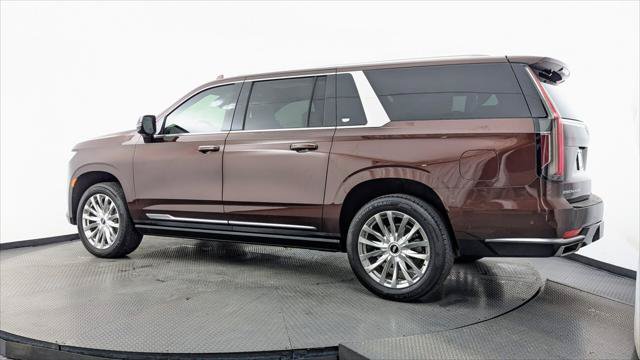 Used 2023 Cadillac Escalade ESV Premium Luxury w/ Performance Package AWD/4WD image 6