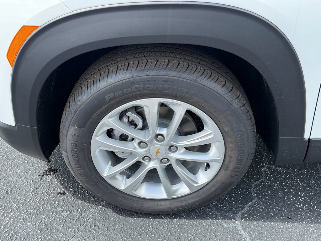 New 2026 Chevrolet TrailBlazer LS w/ LS Convenience Package FWD image 15