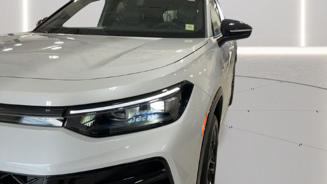 New 2026 Volkswagen Tiguan SE R-Line AWD/4WD image 40