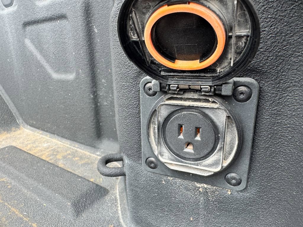 Used 2021 GMC Sierra 2500 4x4 Crew Cab w/ Convenience Package image 26