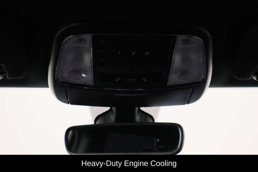 Used 2020 Jeep Grand Cherokee Altitude image 25