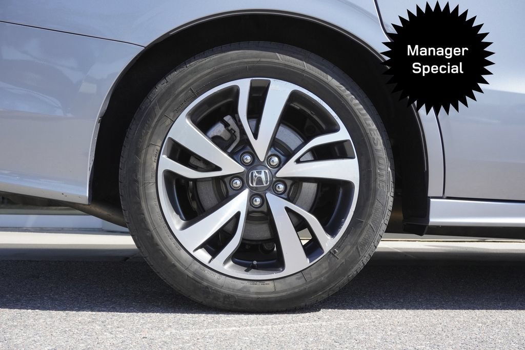 Used 2023 Honda Odyssey Touring image 34
