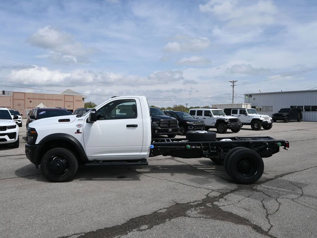 New 2026 RAM 5500 Tradesman AWD/4WD image 5