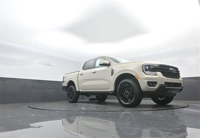 New 2025 Ford Ranger Lariat w/ FX4 Off-Road Package image 30