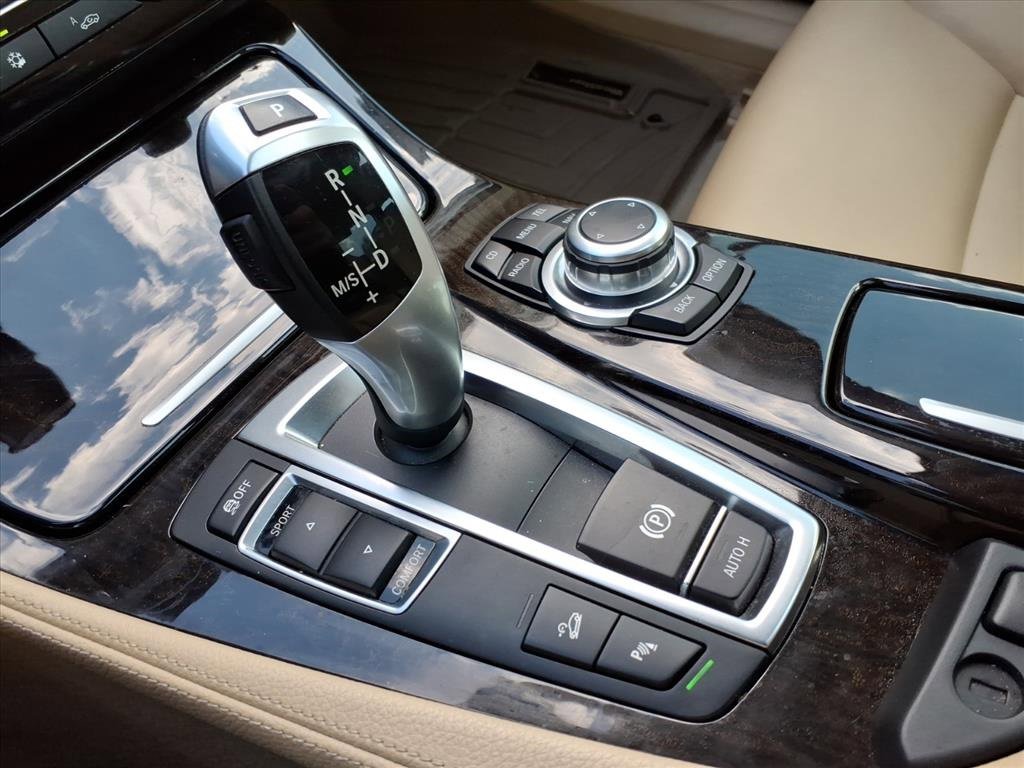 Used 2012 BMW 528i xDrive Sedan image 21