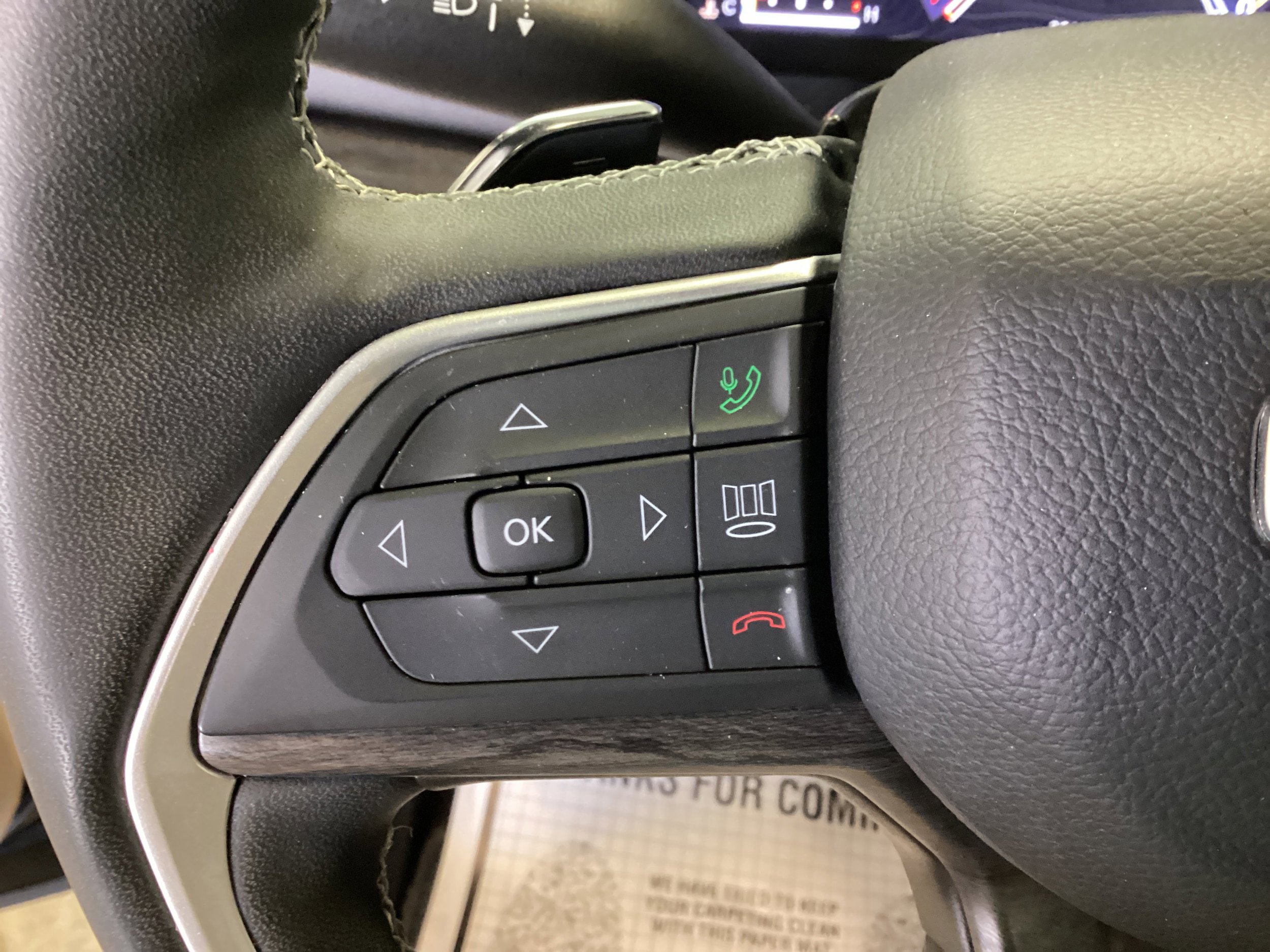 Used 2024 Jeep Grand Cherokee Limited w/ Luxury Tech Group II image 26