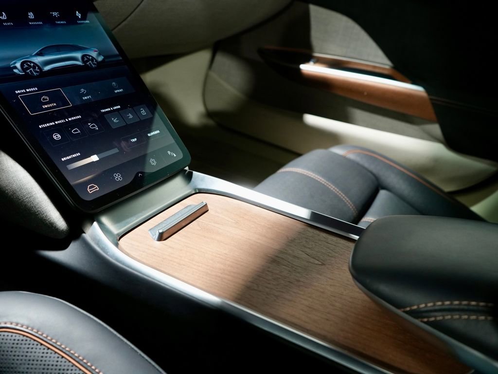 Used 2022 Lucid Air Grand Touring image 22