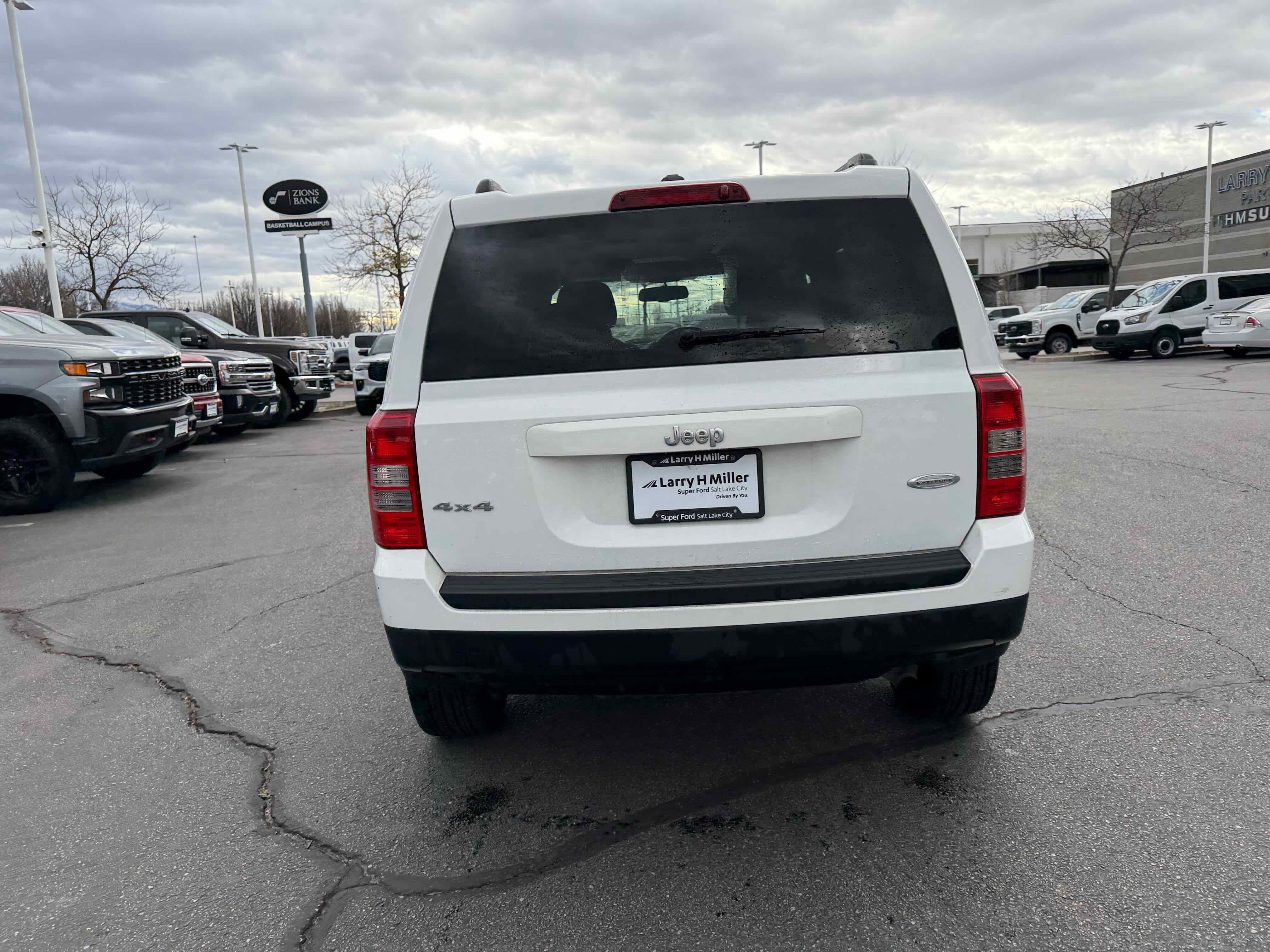 Used 2016 Jeep Patriot Latitude w/ Trailer Tow Prep Group image 6