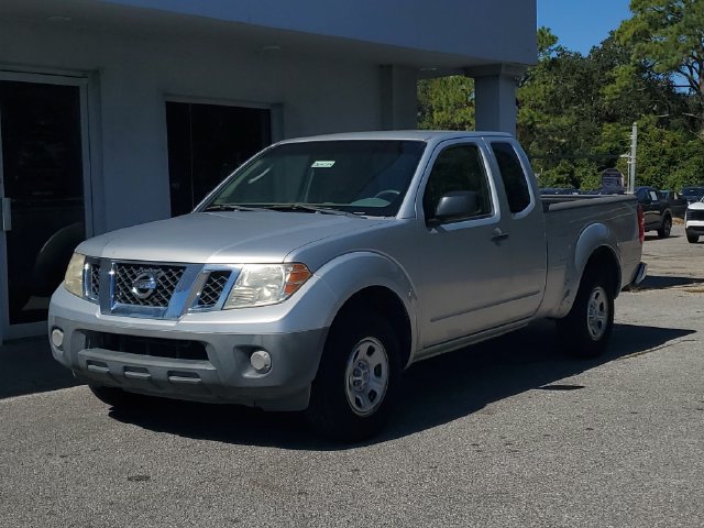 Used 2009 Nissan Frontier XE w/ XE Preferred Pkg RWD image 8