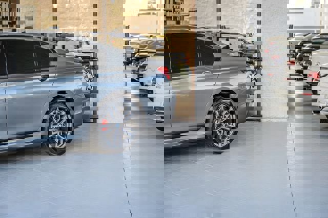 Used 2016 BMW 740i image 59