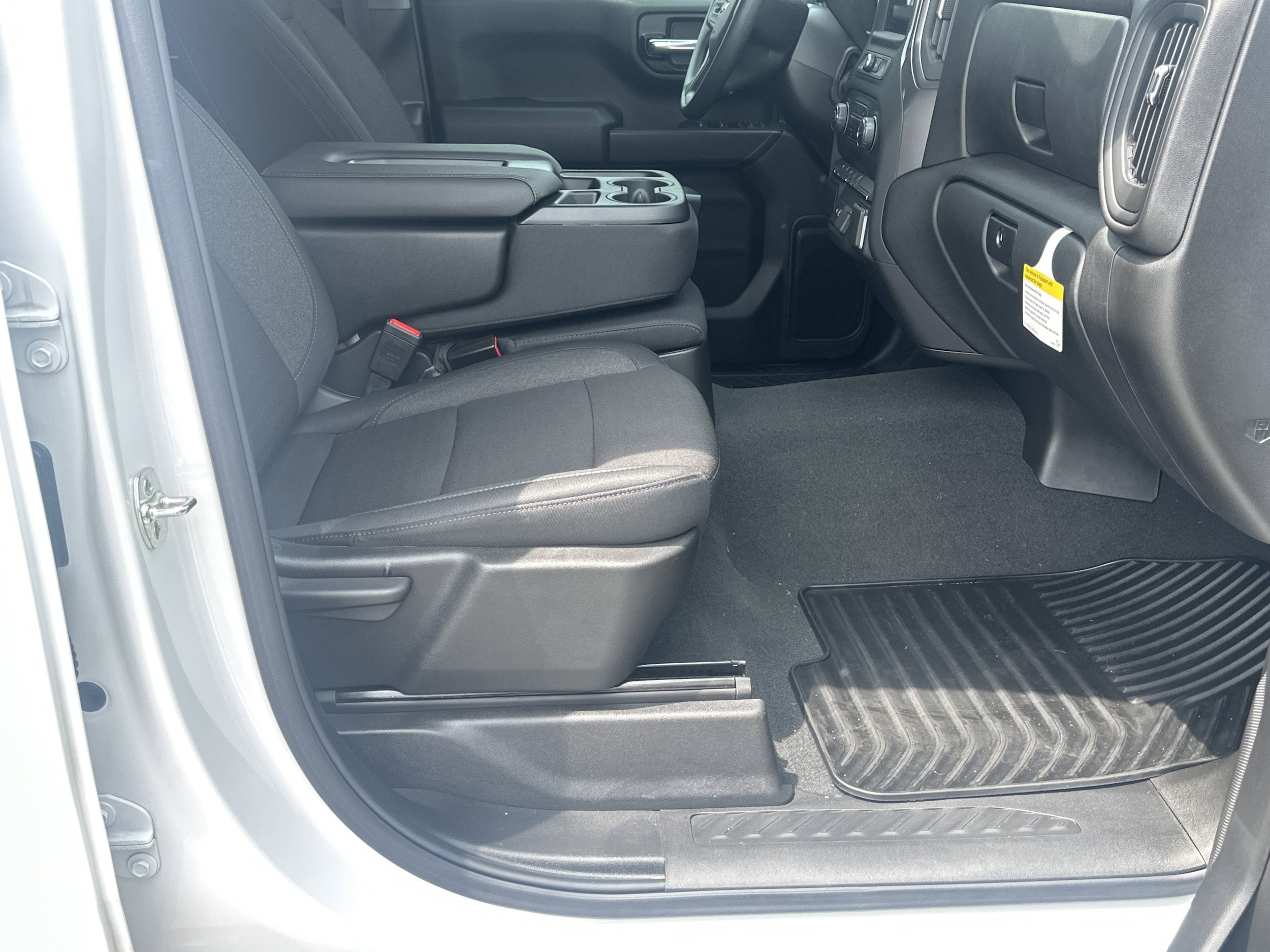 Used 2026 Chevrolet Silverado 1500 Custom w/ Turbomax Blackout Package AWD/4WD image 13