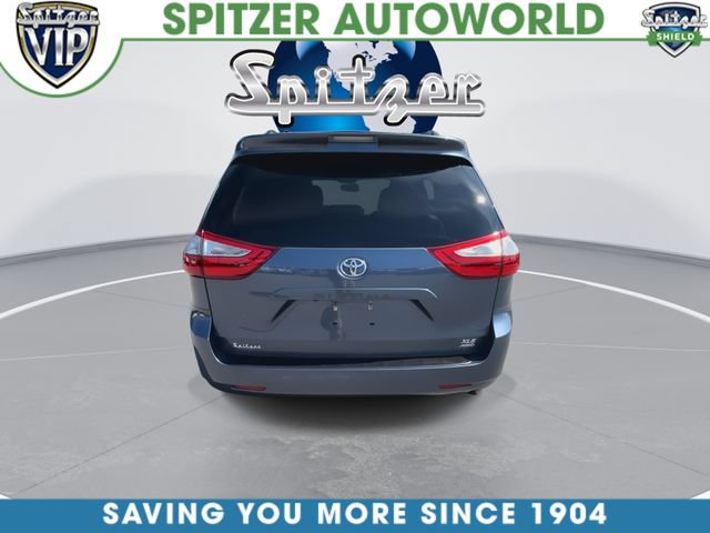 Used 2017 Toyota Sienna XLE AWD/4WD image 7