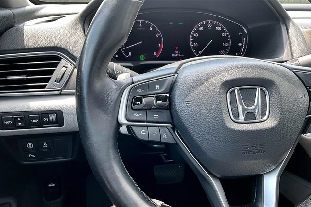 Used 2020 Honda Accord Touring image 11